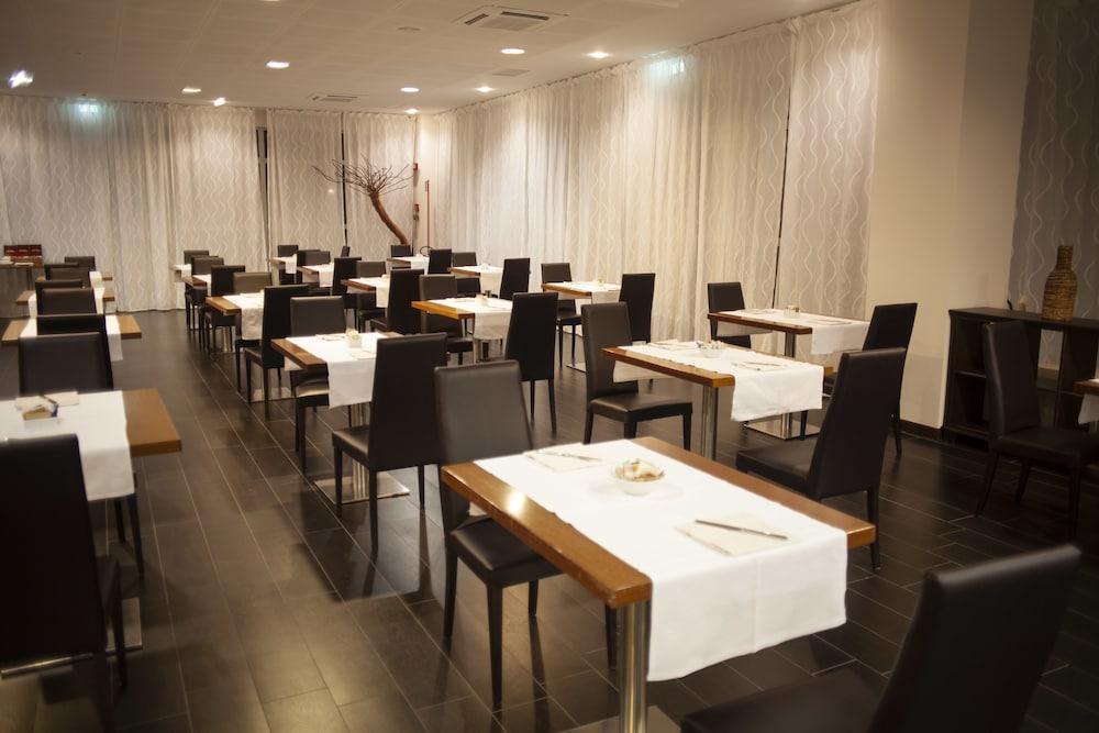 B&B Hotel Cuneo Cristal Экстерьер фото