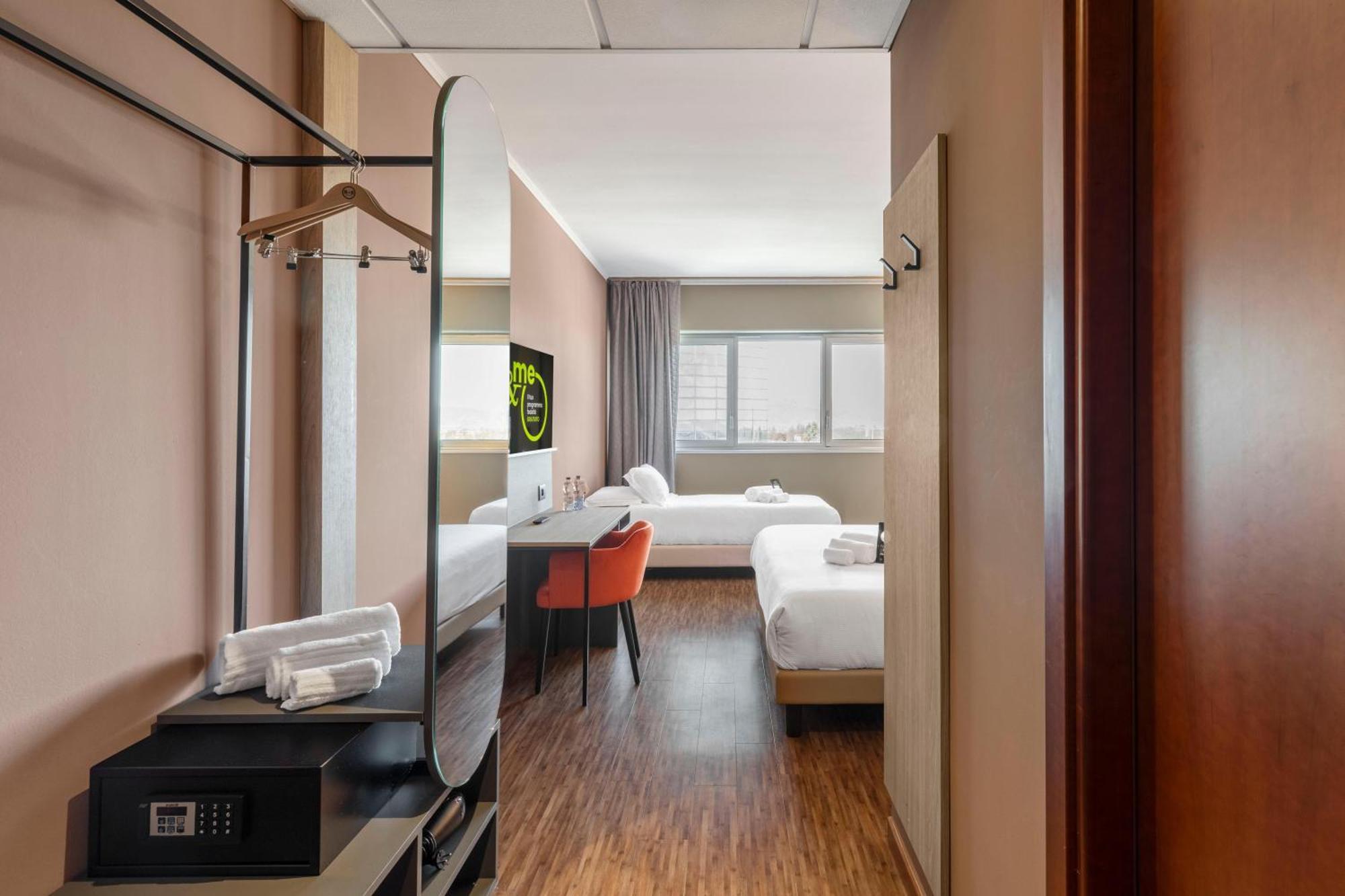 B&B Hotel Cuneo Cristal Экстерьер фото